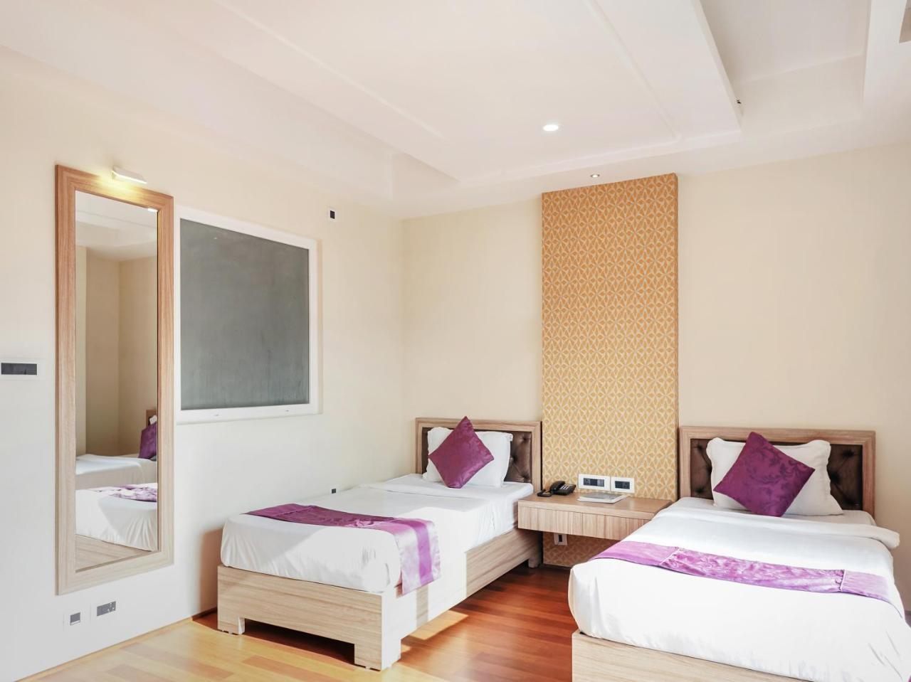 Treebo Tryst The Kalyaniz Guwahati Bagian luar foto